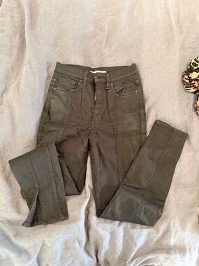 Women’s Black Seamed Skinny Jeans